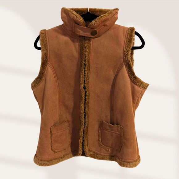 { Paris Blues } Faux Fur-Lined Suede Vest - Picture 3 of 3